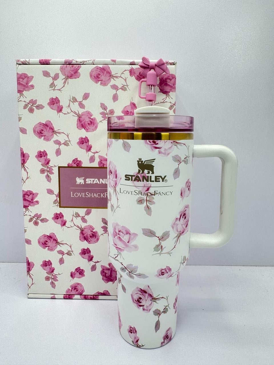 THE STANLEY X LOVESHACKFANCY HOLIDAY QUENCHER | 40 OZ