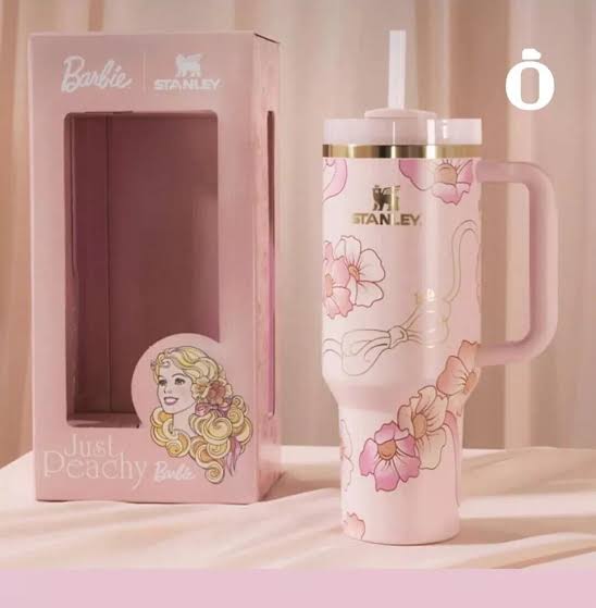 BARBIE X STANLEY DREAM QUENCHER COLLECTION
40 OZ QUENCHERS