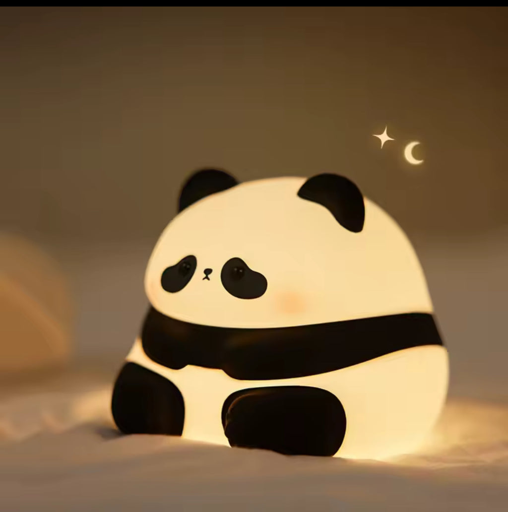 Sitting panda silicone lamp