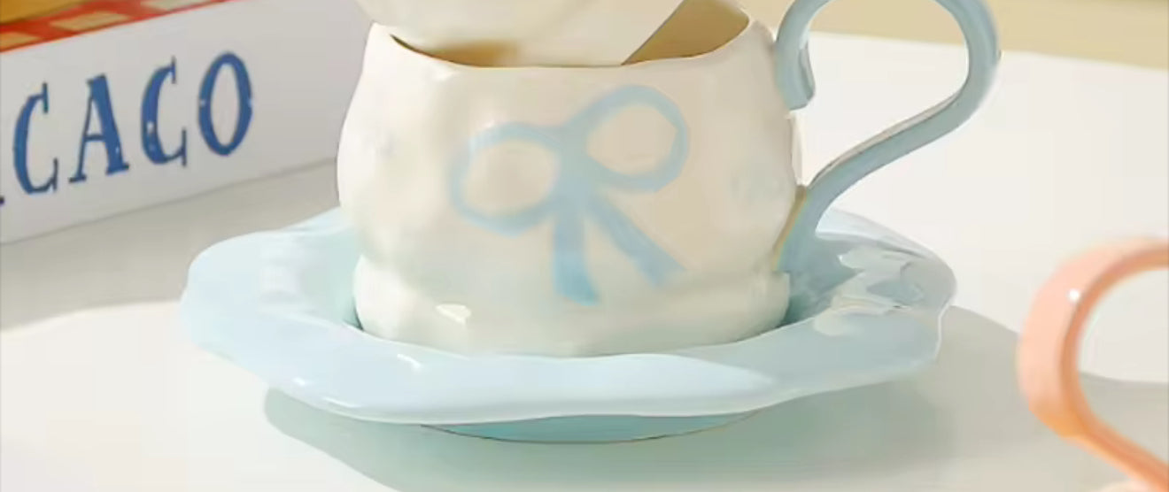 Bow ceramic mug saucer