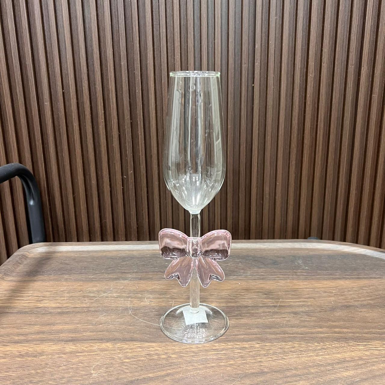 Bow glass